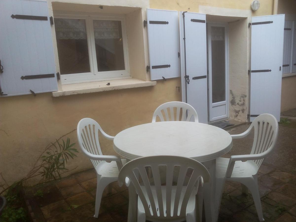 Roujan Maison De Village Entre Mer Et Montagne מראה חיצוני תמונה